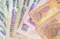 Handling, Exchanging & Sending Money to India – A Tourists Perspective