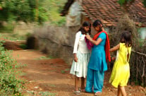100 Tips to Survive Travel Through India – Fun Facts, Culture, Temples, Pictures & More