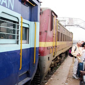 indian-train-station