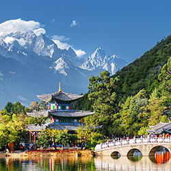 chinese-temple-in-spring