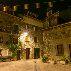 Spanish square night