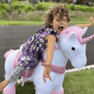 Aurora loving her Ponycycle