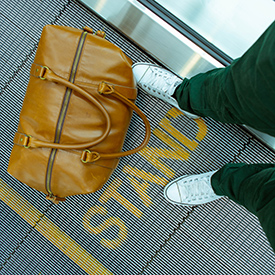 Minimalist-travel-with-small-duffel-bag