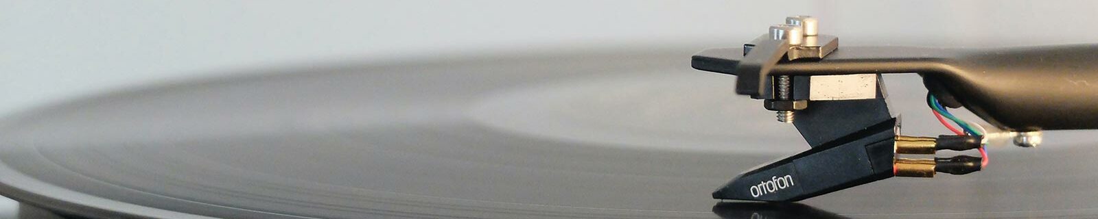 record player in-wall speakers