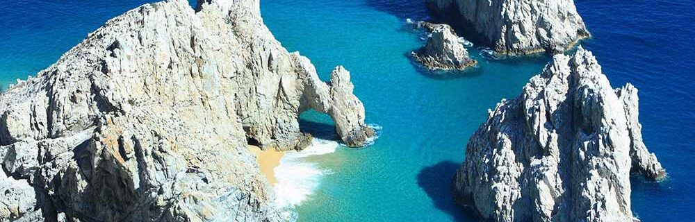 Cabo ocean rock formations