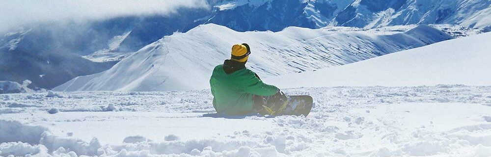 Man snowboarding