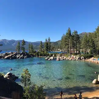 What to Wear in Lake Tahoe