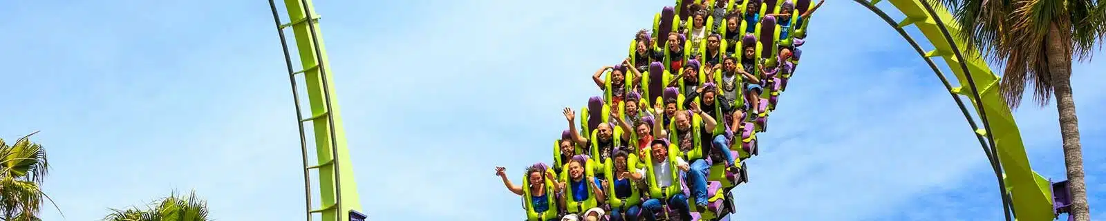 what to pack for Six Flags