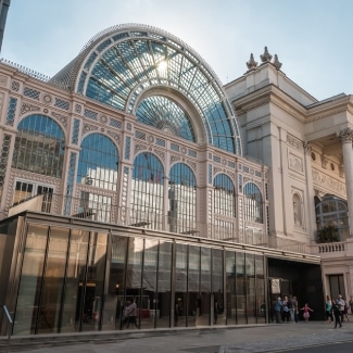 Walk Past the Royal Opera House